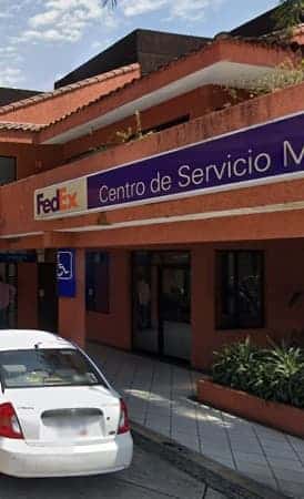 Plaza. Corporativa., Av,. Domingo, Diez, 1589/ L25., El Empleado., 62250. Cuernavaca., - México